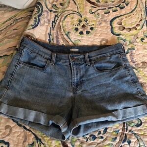 Old Navy shorts. Size 6.
